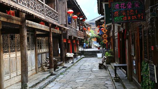 空中抛枪